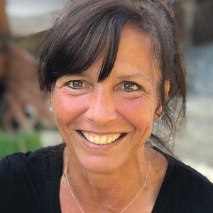 Meet your Posher, Joan